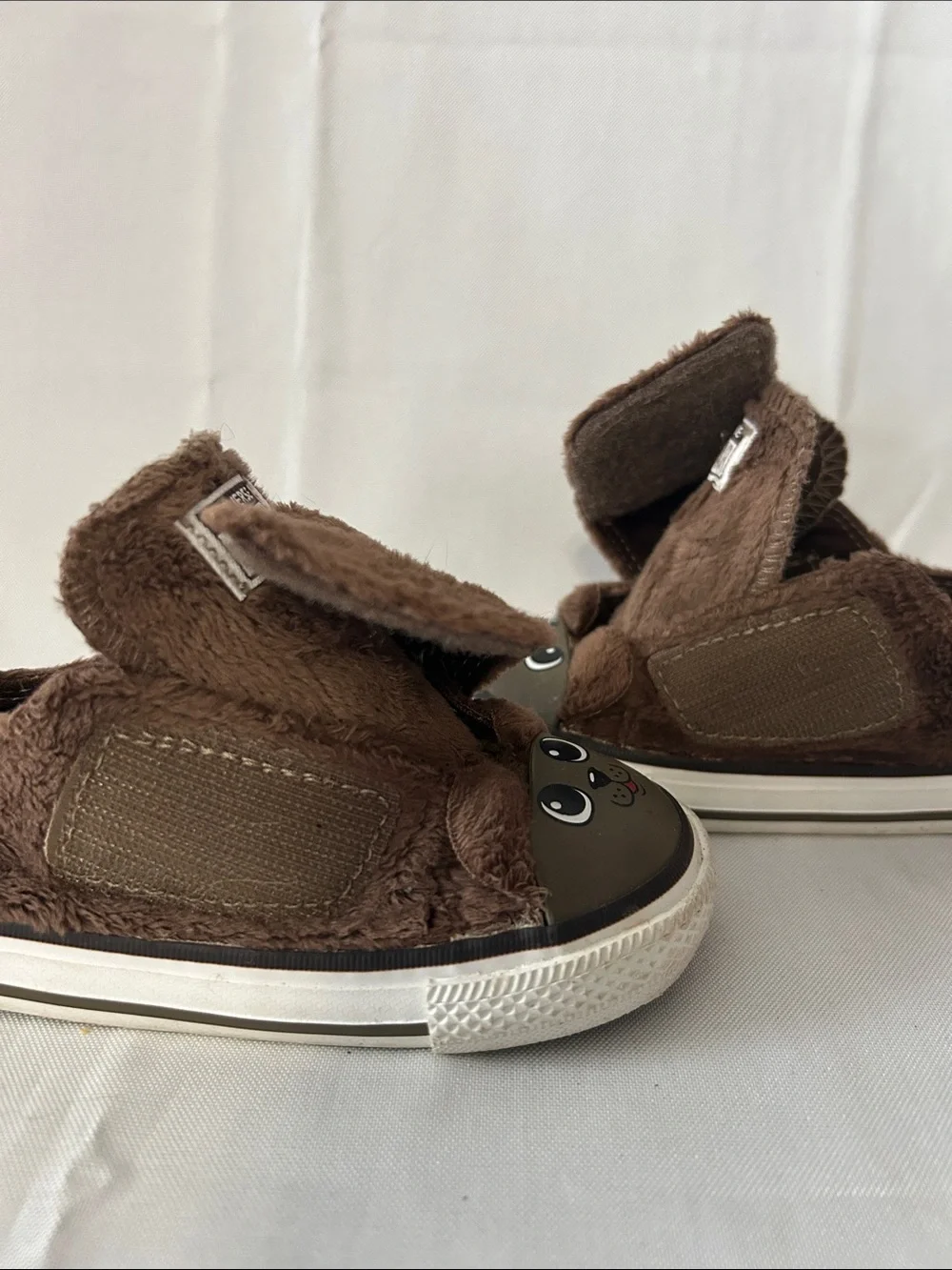 Converse All Star Toddler Brown Plush Puppy Slip-On Velcro Sneakers Size 7